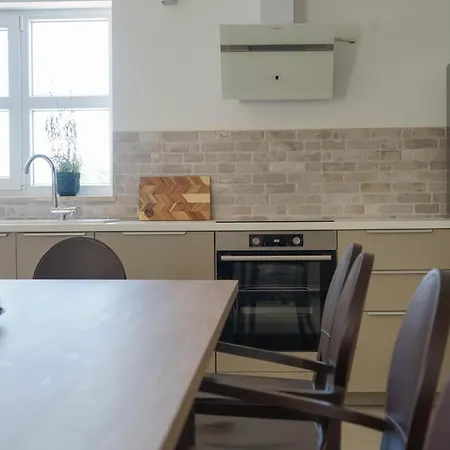 Villa House Ad Finem Vilae