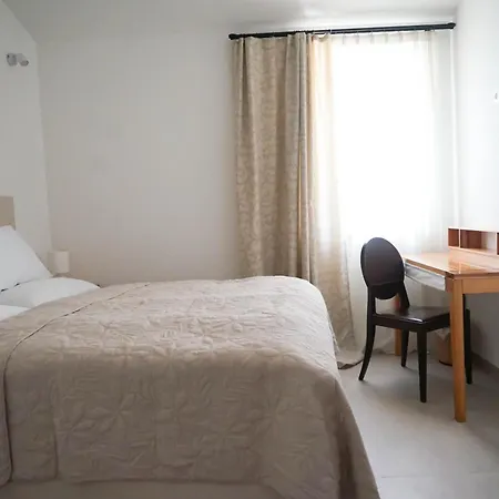 House Ad Finem Vilae Sveti Ivan