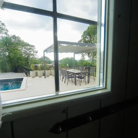 House Ad Finem Vilae Vila