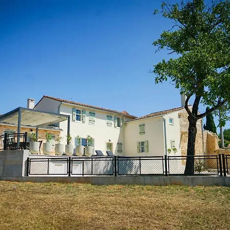 House Ad Finem Vilae Sveti Ivan
