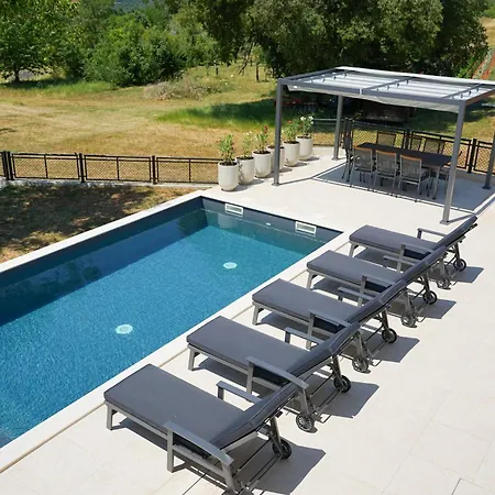 Vila House Ad Finem Vilae *